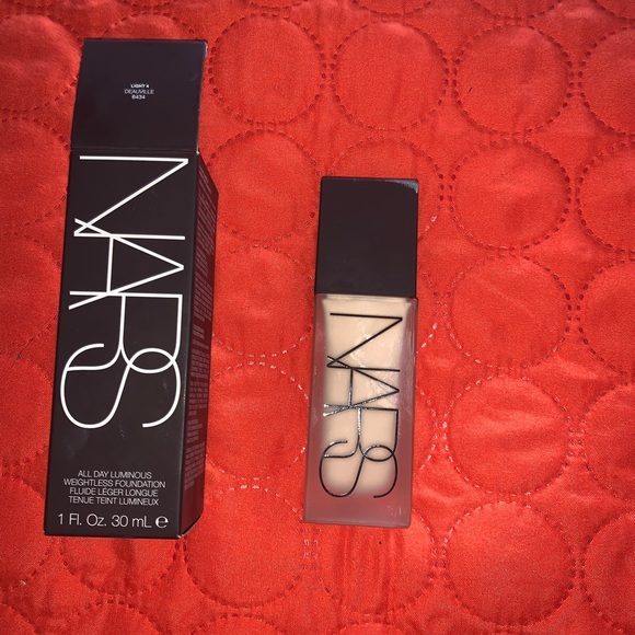 NARS Foundation Deauville Light 4 - Picture 1 of 2